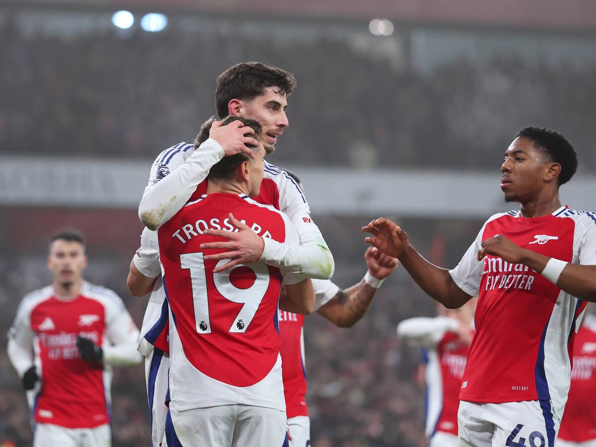 Arsenal sufre con Ipswich, pero consigue crucial victoria para luchar por la Premier