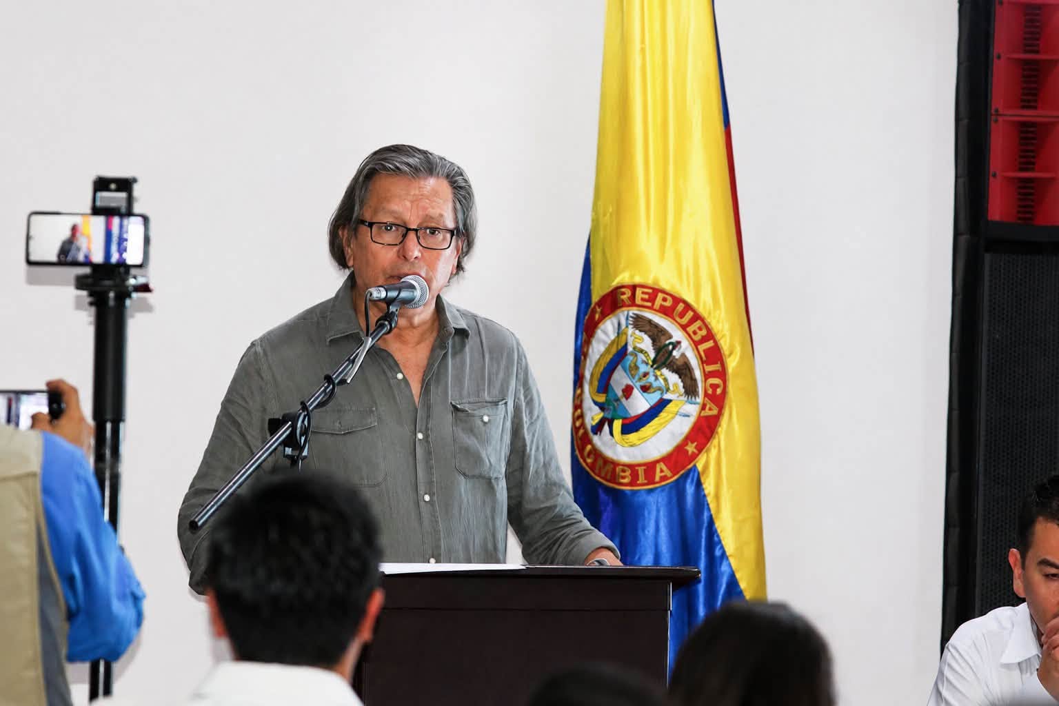 Armando Novoa, jefe delegación del Gobierno en la Mesa de Diálogo con la Coordinadora Ejército Bolivariano - Foto: Gobernación de Nariño