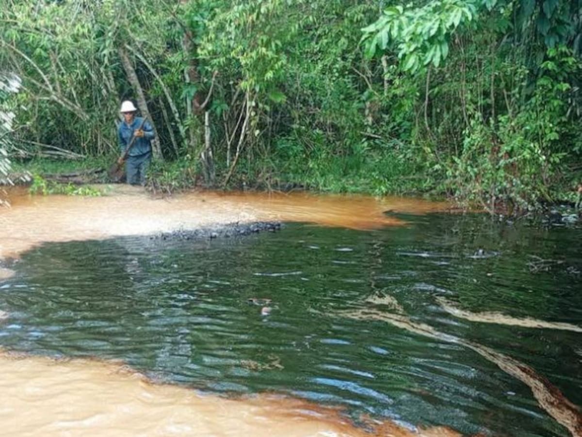 Ecopetrol asegura que hidrocarburos hallados en caño de Barrancabermeja son de origen natural