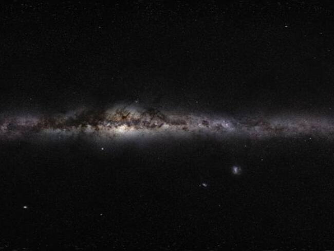 Una perspectiva de canto de la Vía Láctea vista desde la Tierra.  