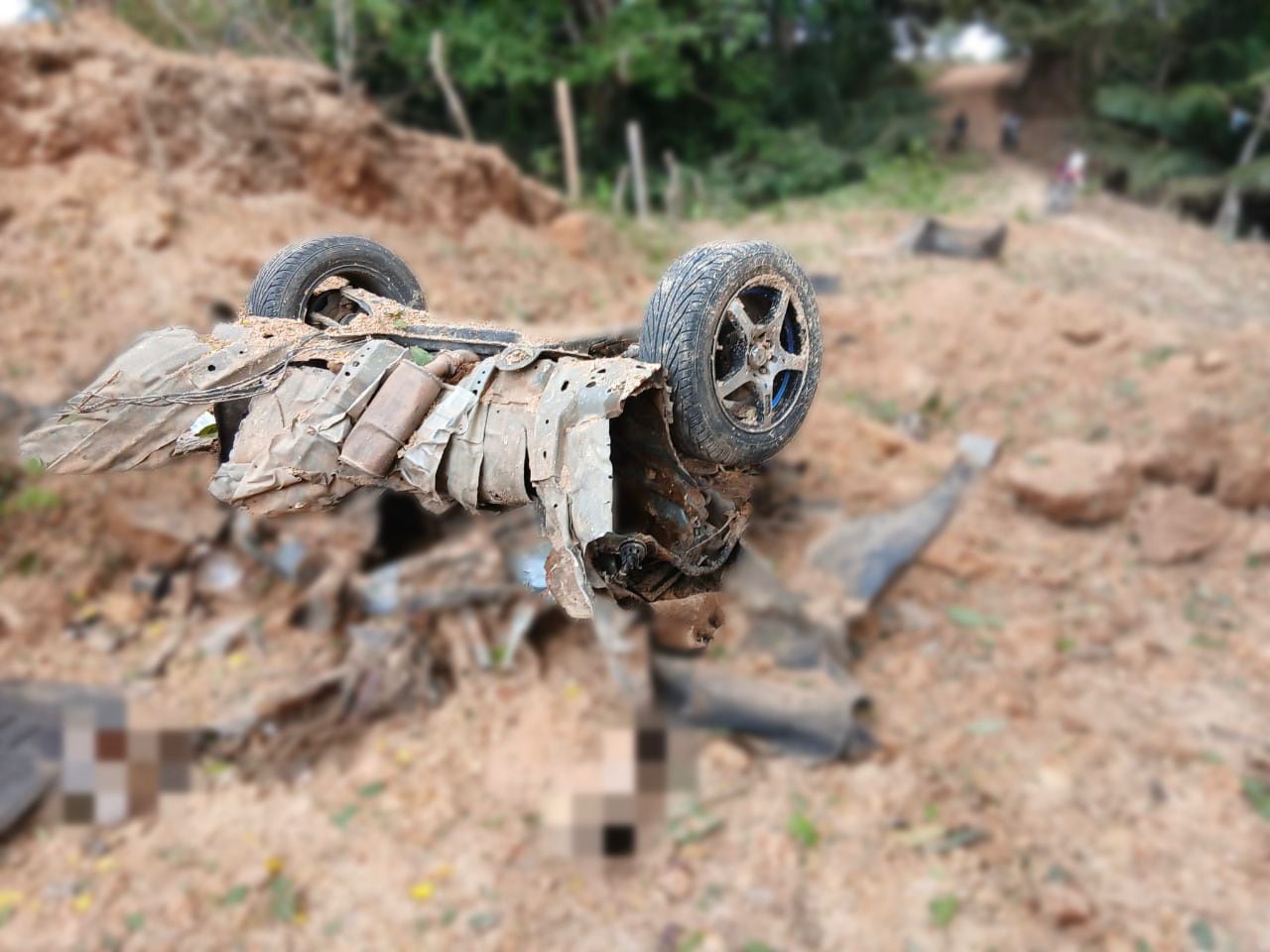 Vehiculo donde se movilizaban víctimas de explosivos