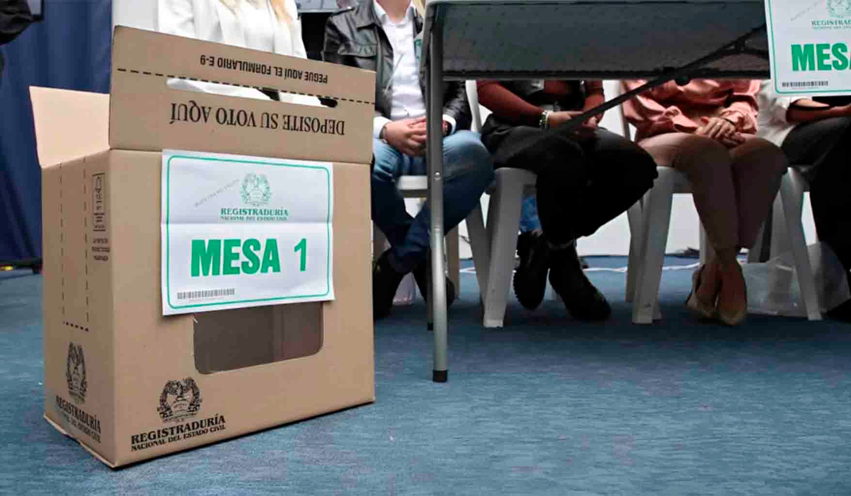 Más de 1100 jurados no se reportaron. Redes sociales