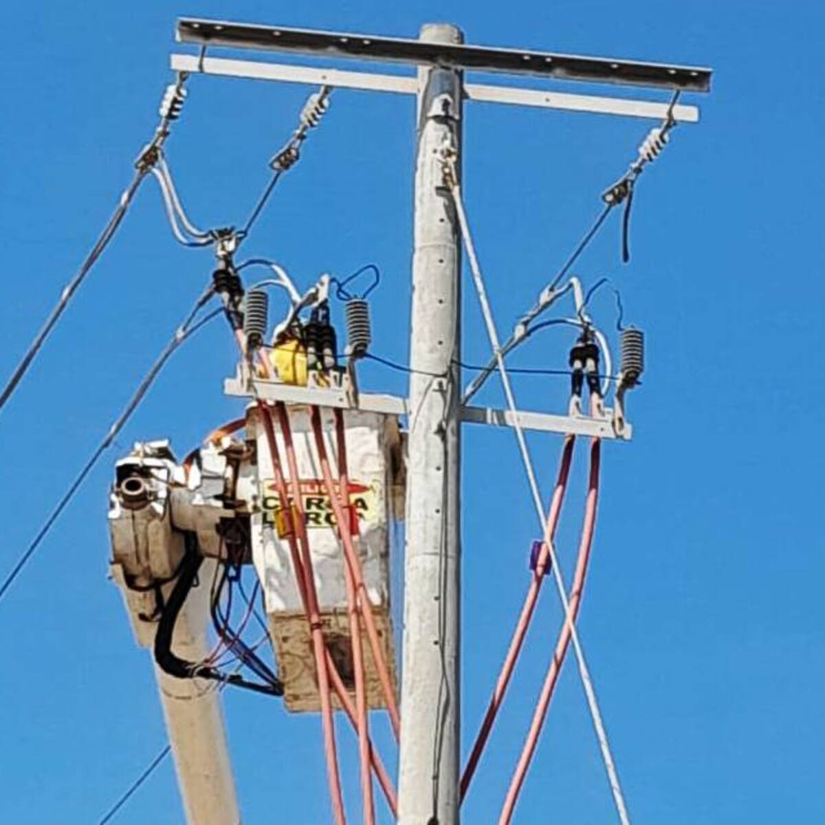 “Fijar precios con criterios políticos puede llevar a crisis a sector energético”: CCE