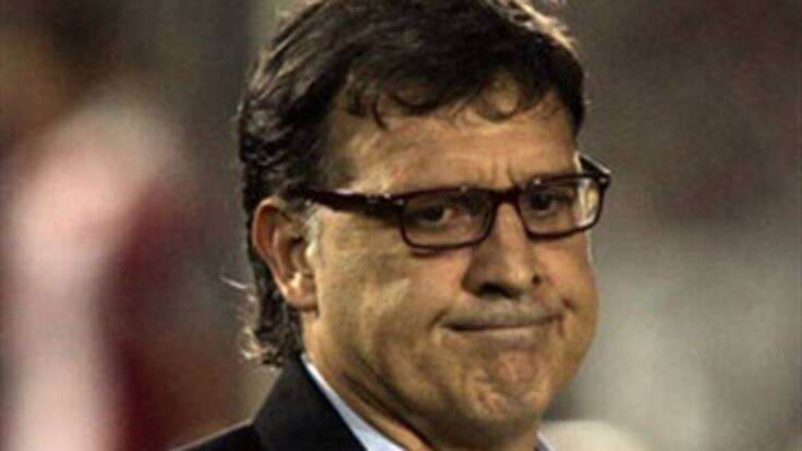 “Tata” Martino asume en Newell''s y agradece a la Federación Colombiana por la oferta