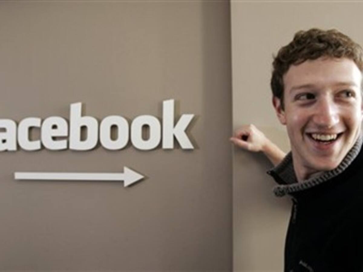 Facebook es valorada en 10.000 millones de dólares, 5.000 menos que en 2007