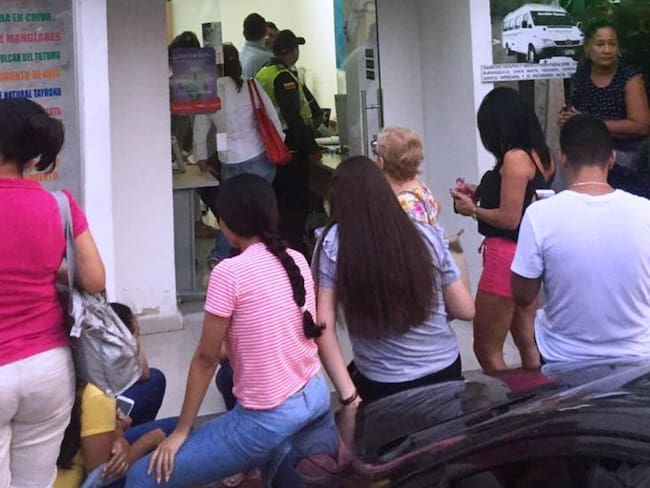 Estudiantes de bachillerato en Cartagena denuncian estafa por un crucero