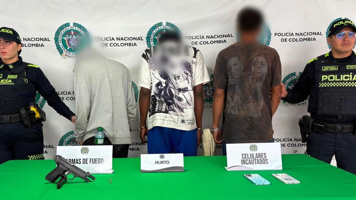 Capturaron a delincuentes que robaban en Barrios Unidos, Bogotá: tenían 19 anotaciones por hurto