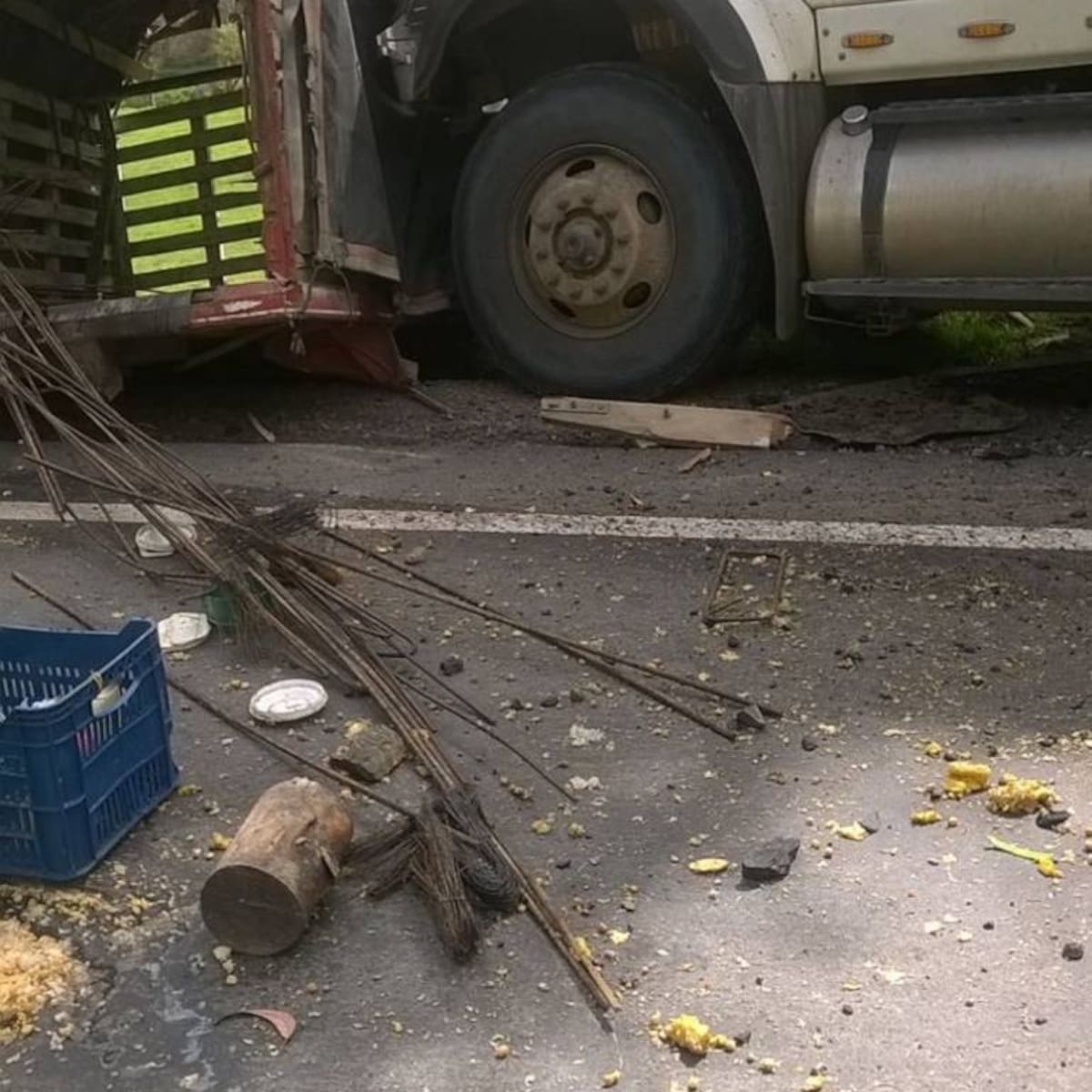 Un muerto y dos heridos deja accidente de tránsito en vías de Boyacá