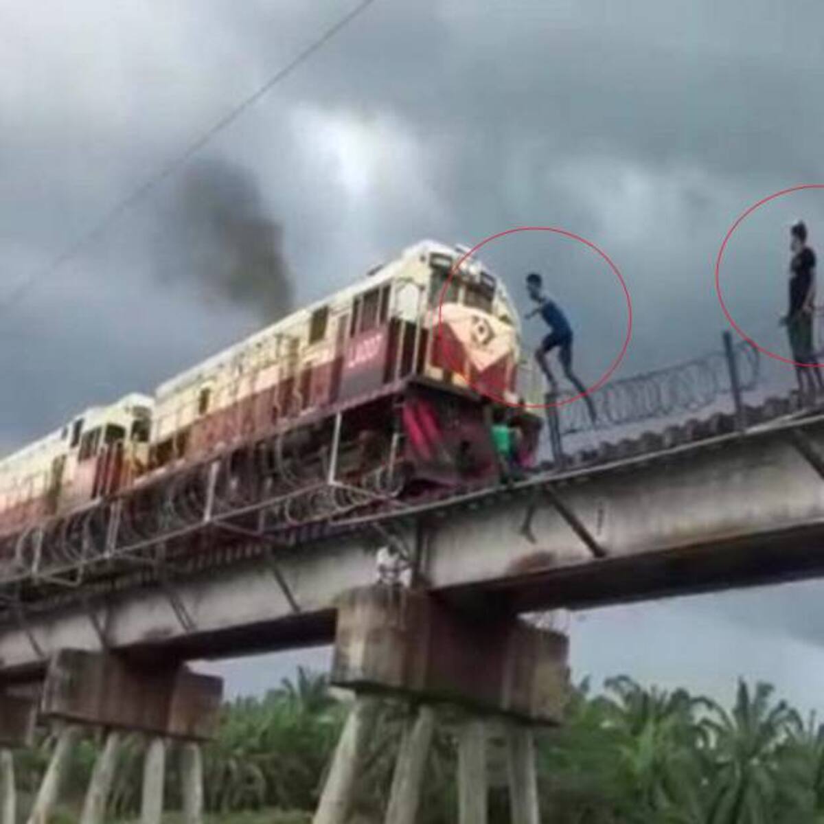 Apuesta mortal sobre la vía del tren en Aracataca, Magdalena