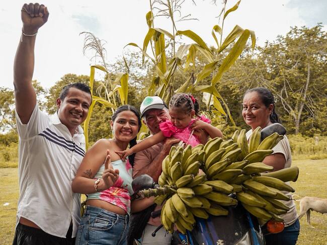 Gobierno entrega territorios campesinos alimentarios para familias en el Cesar