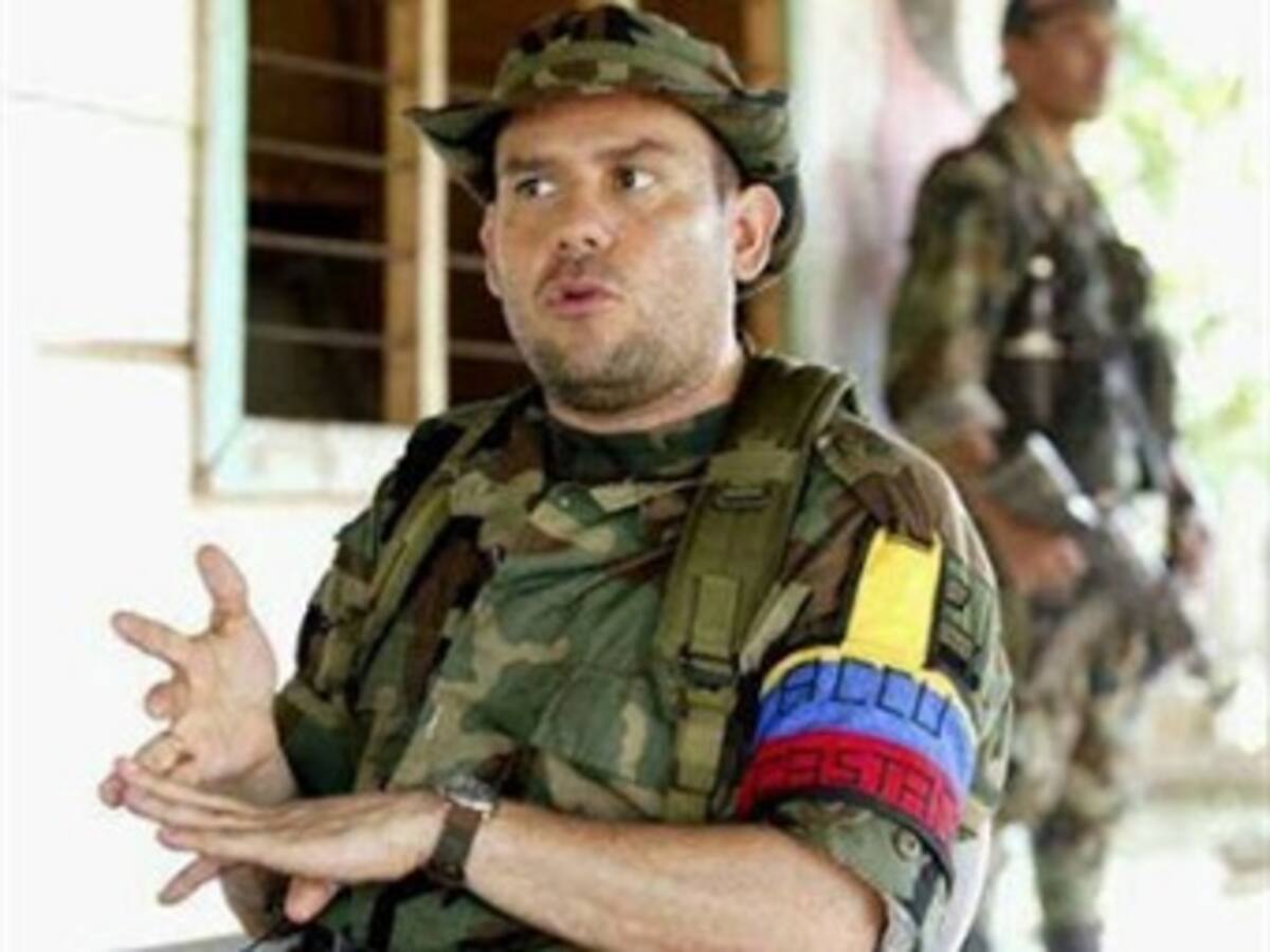 Fiscalía ordena secuestro de bienes de la familia de Carlos Castaño en Medellín