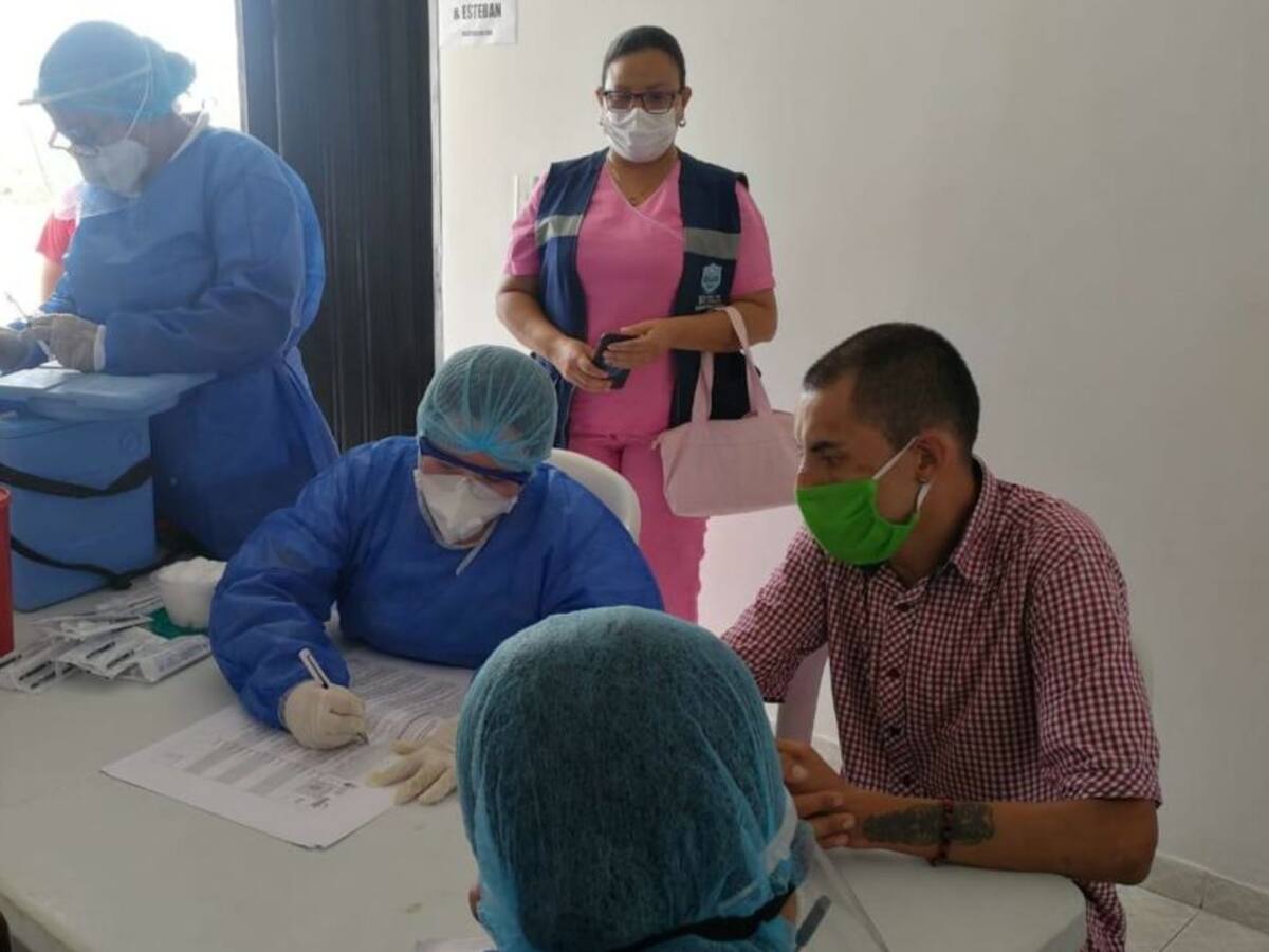 Arranca la verificación del plan de vacunación COVID en los territorios