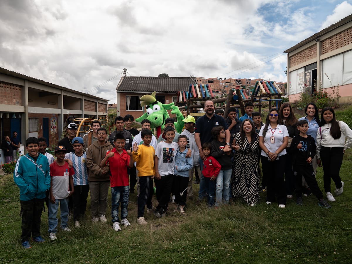 Más de 4.000 niños se benefician con el programa “Pollo Shares” de Fenavi y ABACO