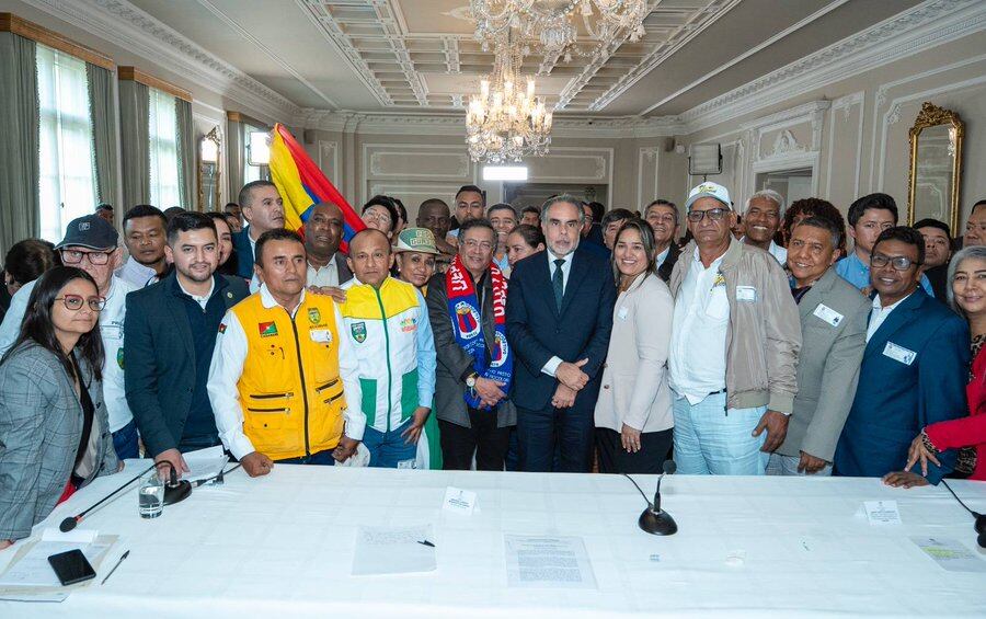 La decisión la tomarán al finalizar el encuentro con el ministro del Interior. Foto | Cuenta de X de Gustavo Petro