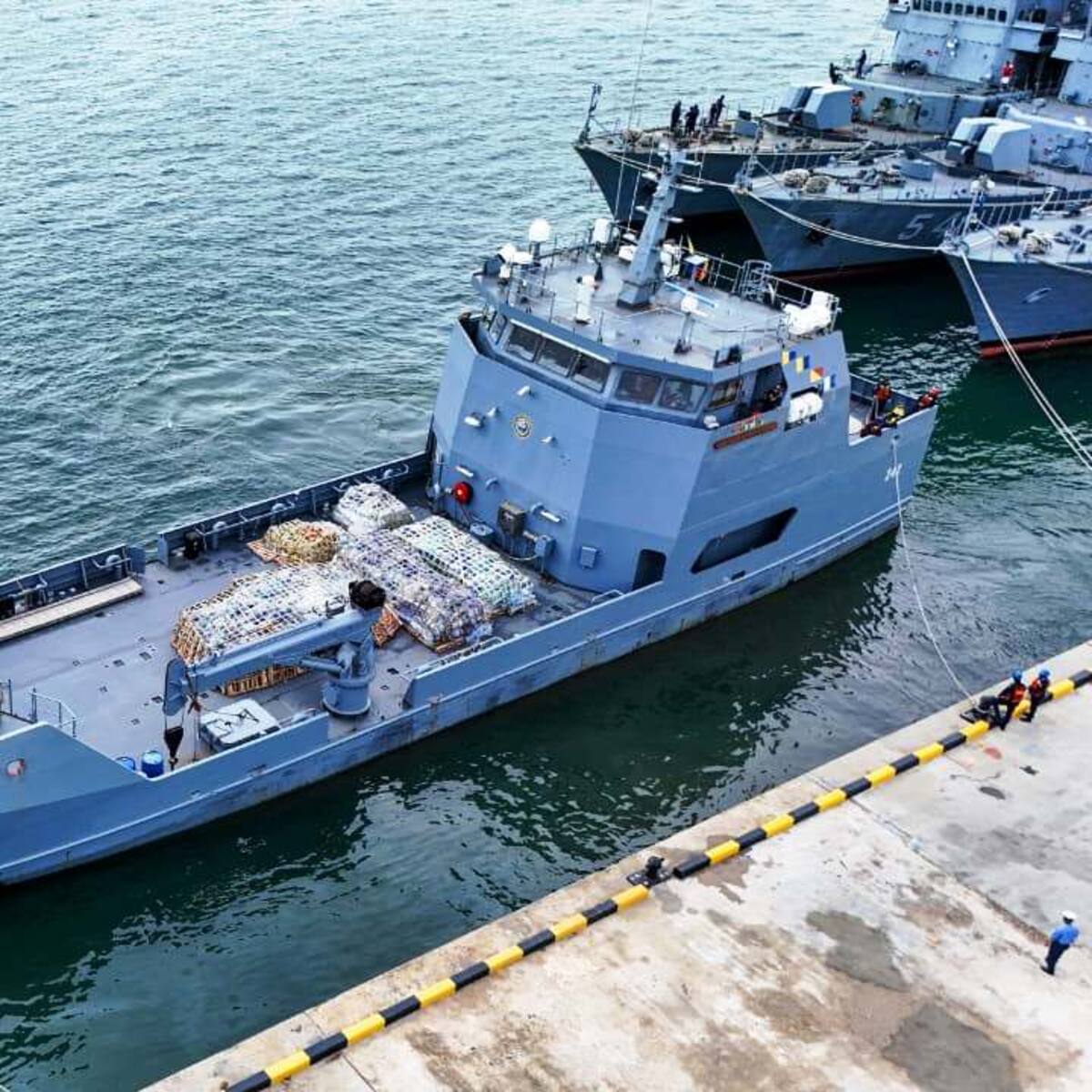 65 toneladas de ayuda humanitaria zarparon desde Cartagena rumbo al Chocó