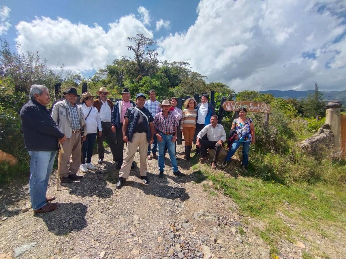 Con llegada de una Eco Aldea a Santa Sofía se habría cerrado camino veredal