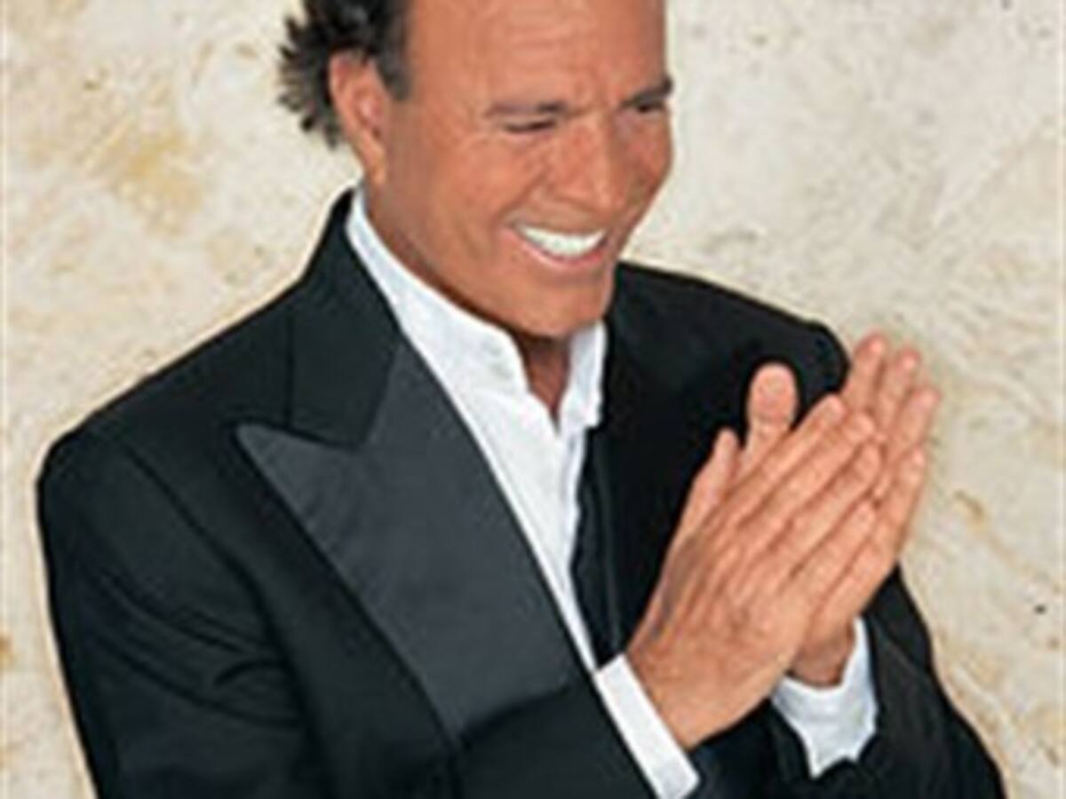 Sin el público yo no sería cantante: Julio Iglesias