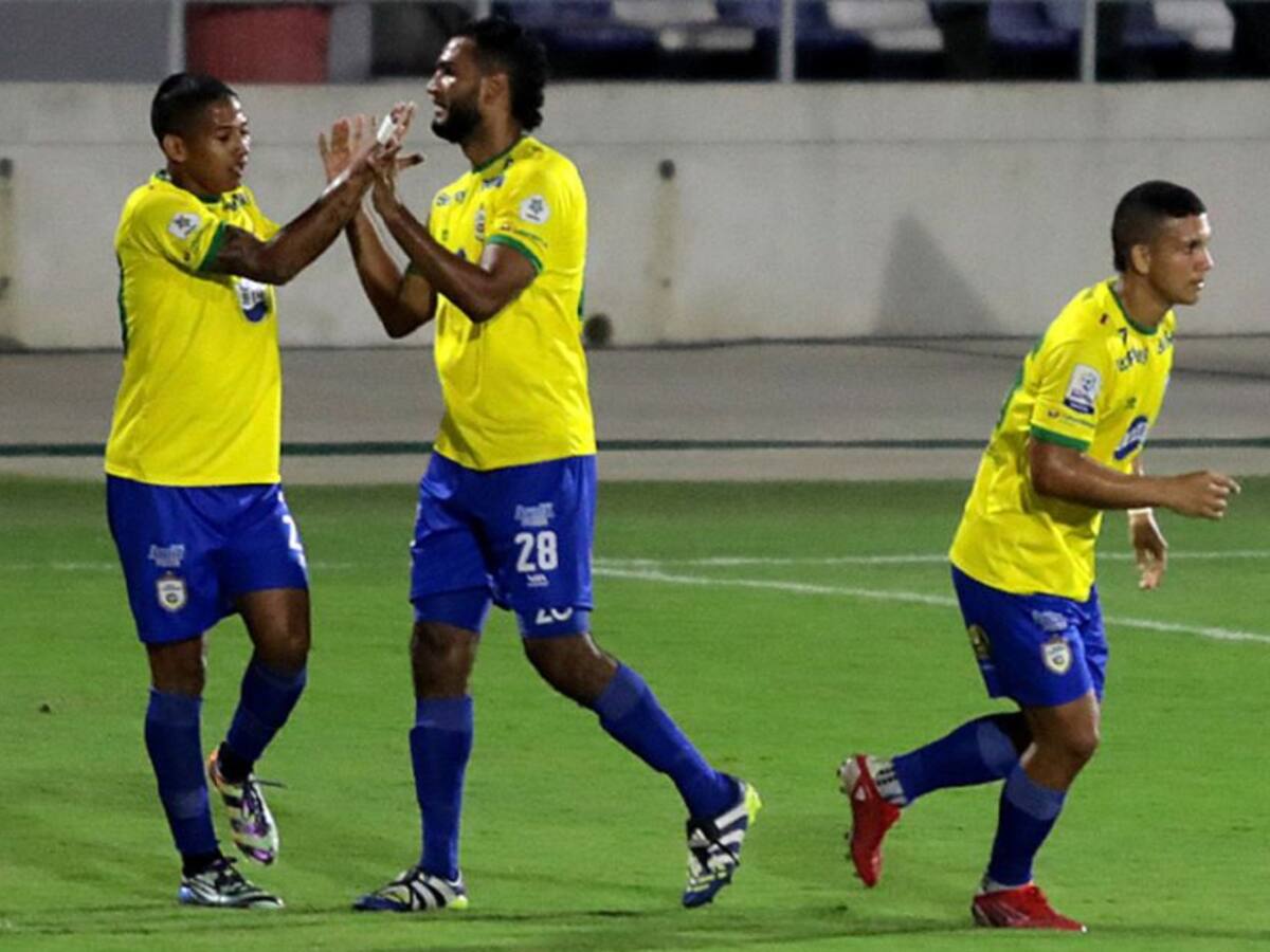 Real Cartagena le ganó a Barranquilla y es líder de la B