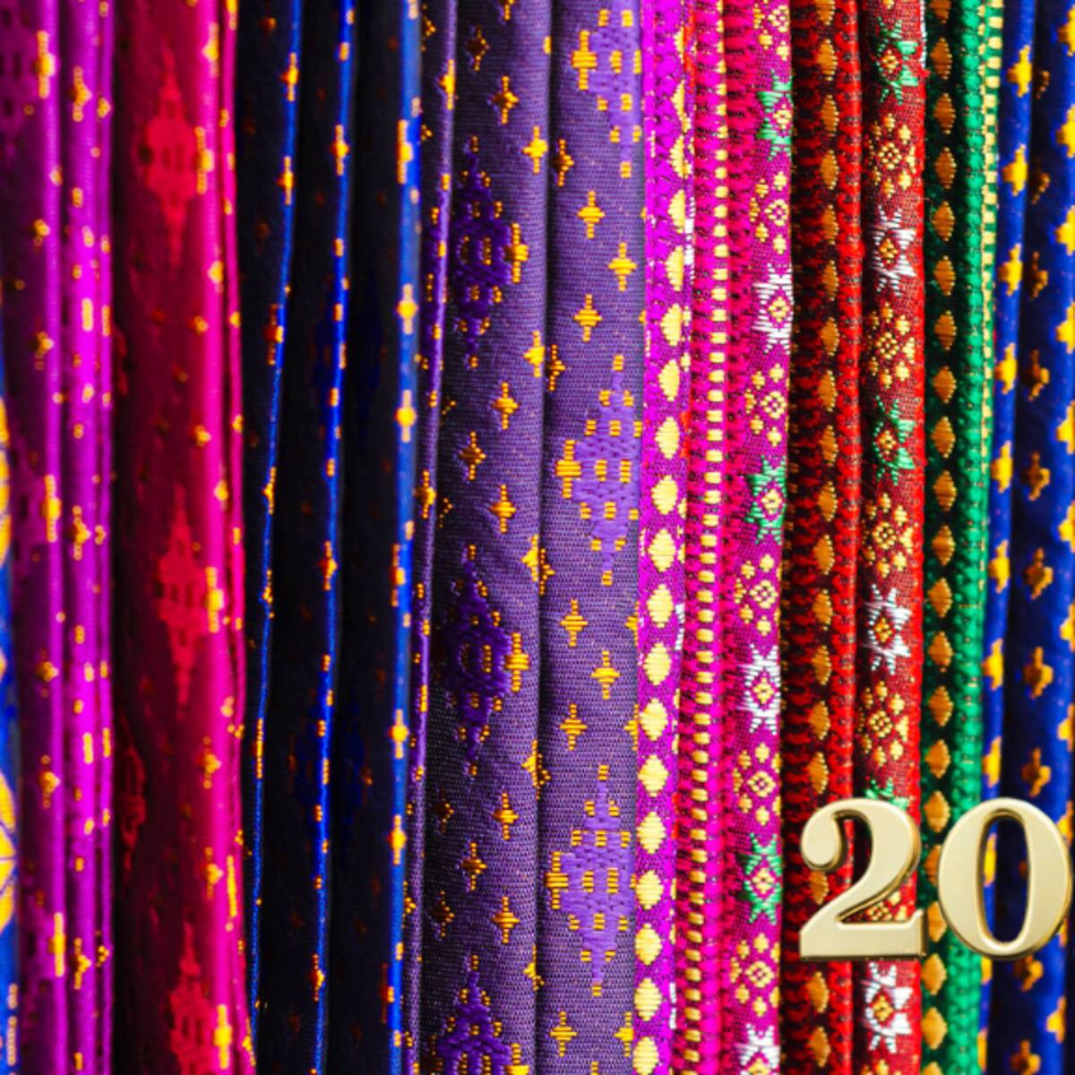 Estos son los colores de la suerte para el 2025, según el Feng Shui: Dónde y cómo usarlos