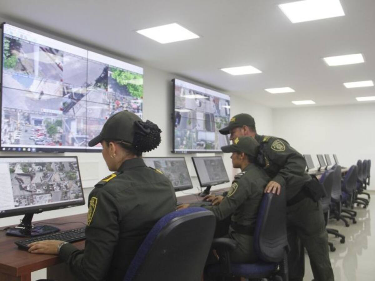 Que el Ejército patrulle zonas críticas de Cali, pide Gobernadora