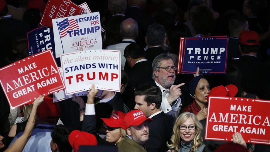 Seguidores de Donald Trump. Foto: Agencia EFE/SHAWN THEW