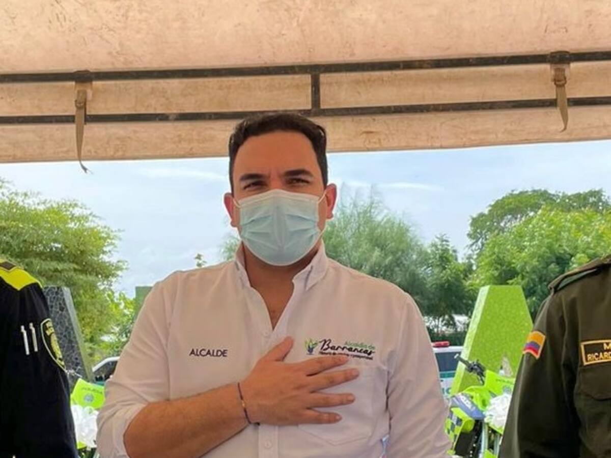Alcalde de Barrancas le solicita al ELN prueba de supervivencia del padre de Luis Díaz