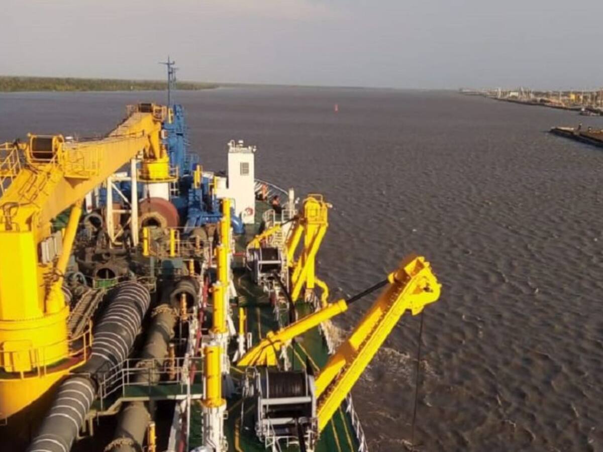 Reinicia el dragado en la zona portuaria de Barranquilla