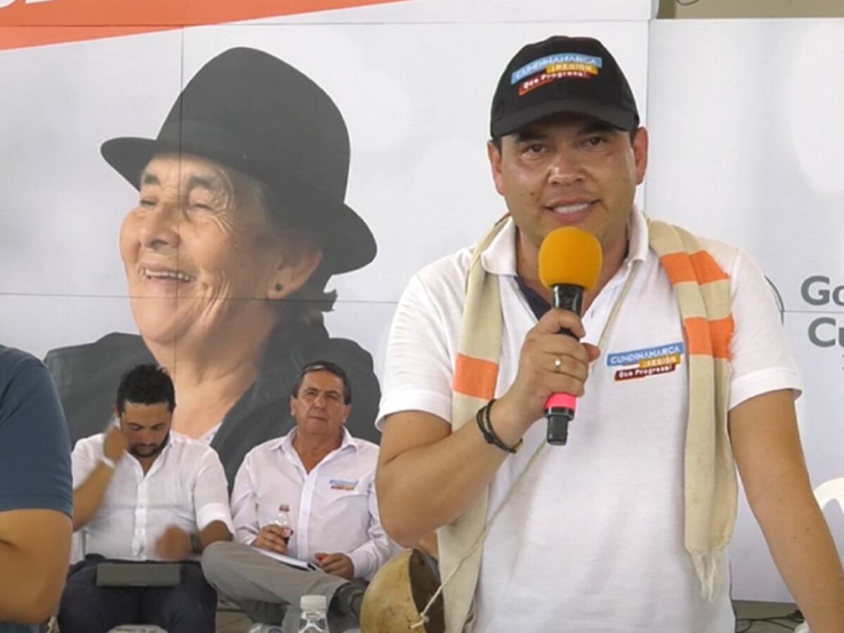 Millonaria recompensa por información de responsable de incendio en Tenjo