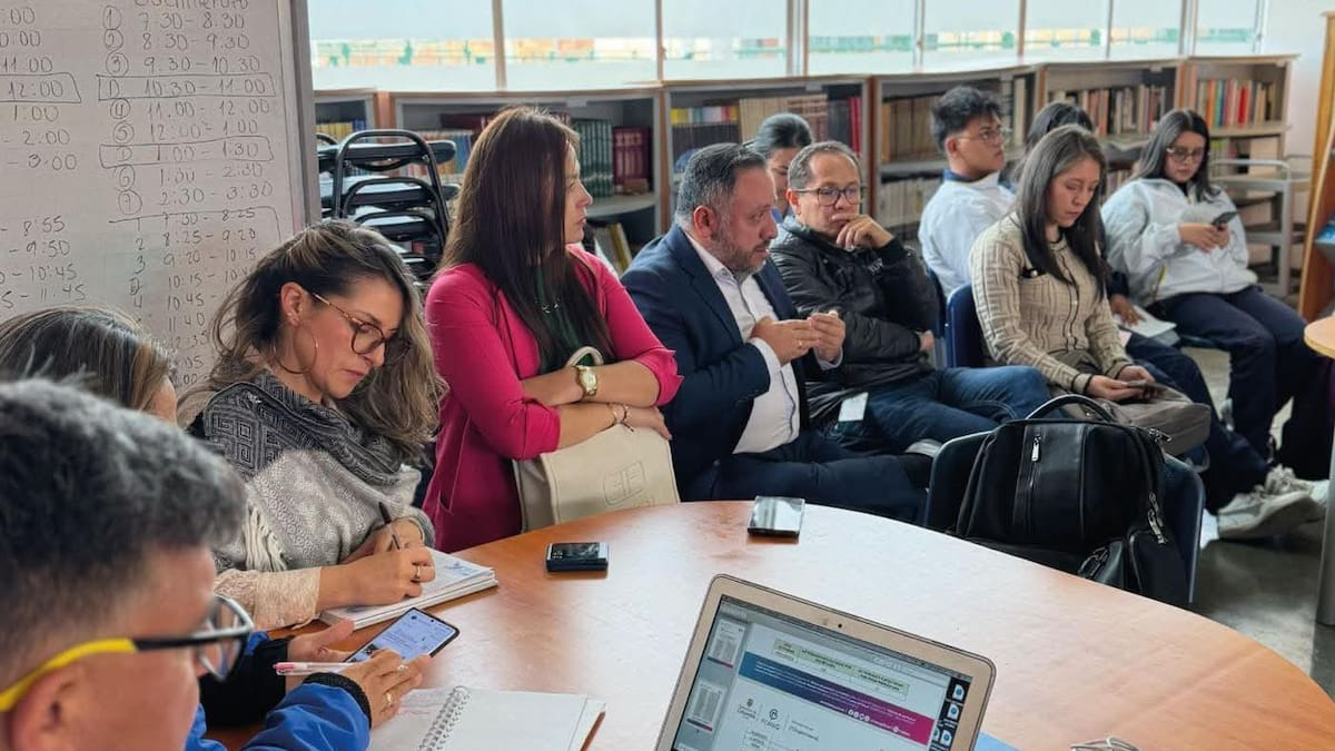 Secretaría de Educación de Tunja y estudiantes del Gran Colombiano logran acuerdos con el PAE