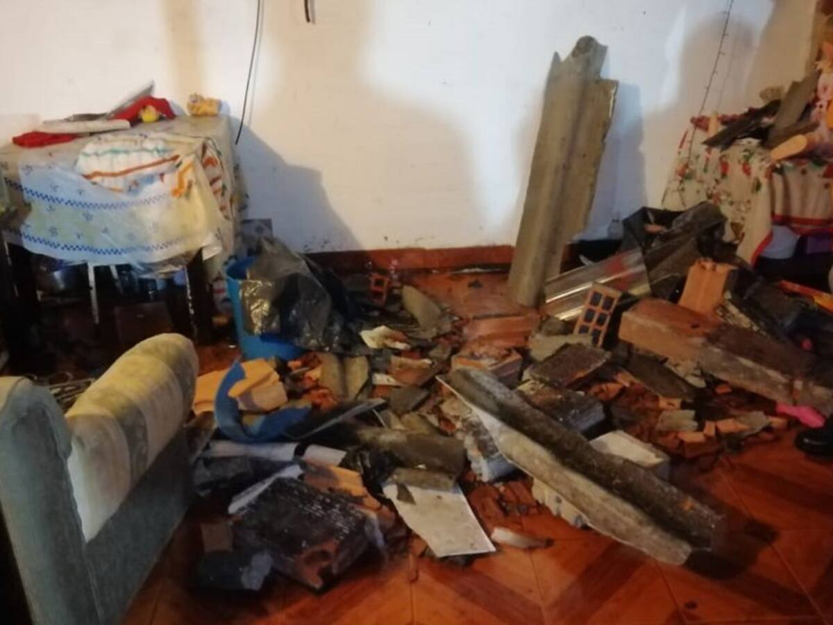 Fuertes lluvias generaron daños en vías y viviendas en Montenegro