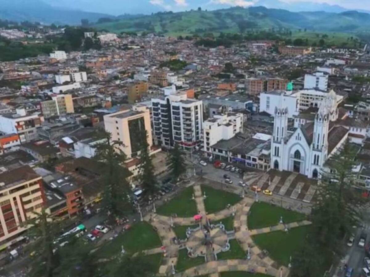 Con el 'cartel de los lotes' se estarían apropiando de predios públicos