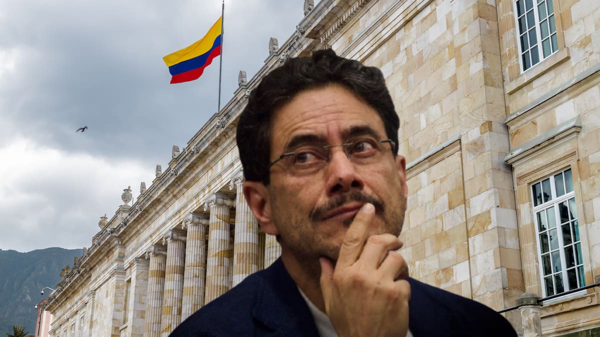 Iván Cepeda está “casi secuestrado” por comunicadores sin mucha experiencia: Iván Gallo