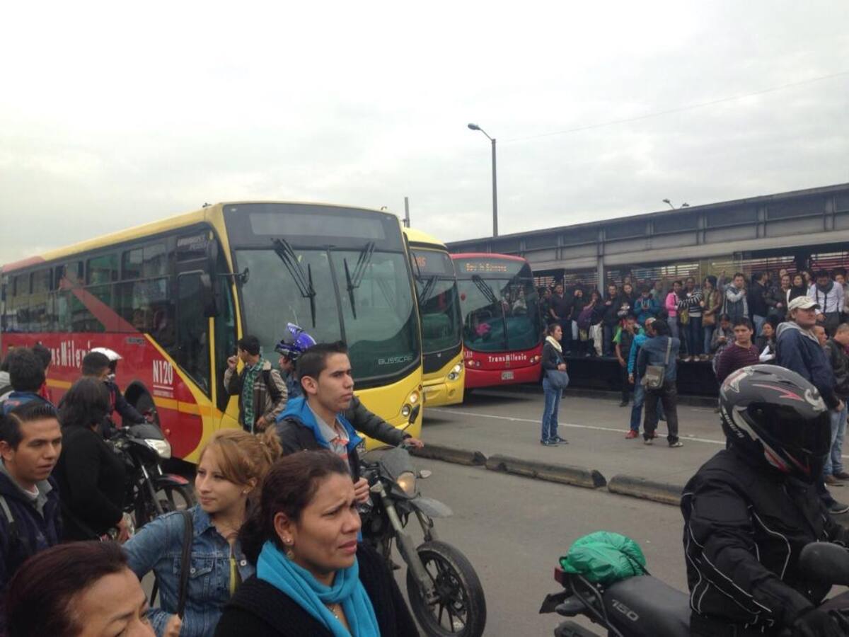 Por el mal servicio del Sistema los bogotanos han realizando varias protestas en las estaciones desde este jueves.