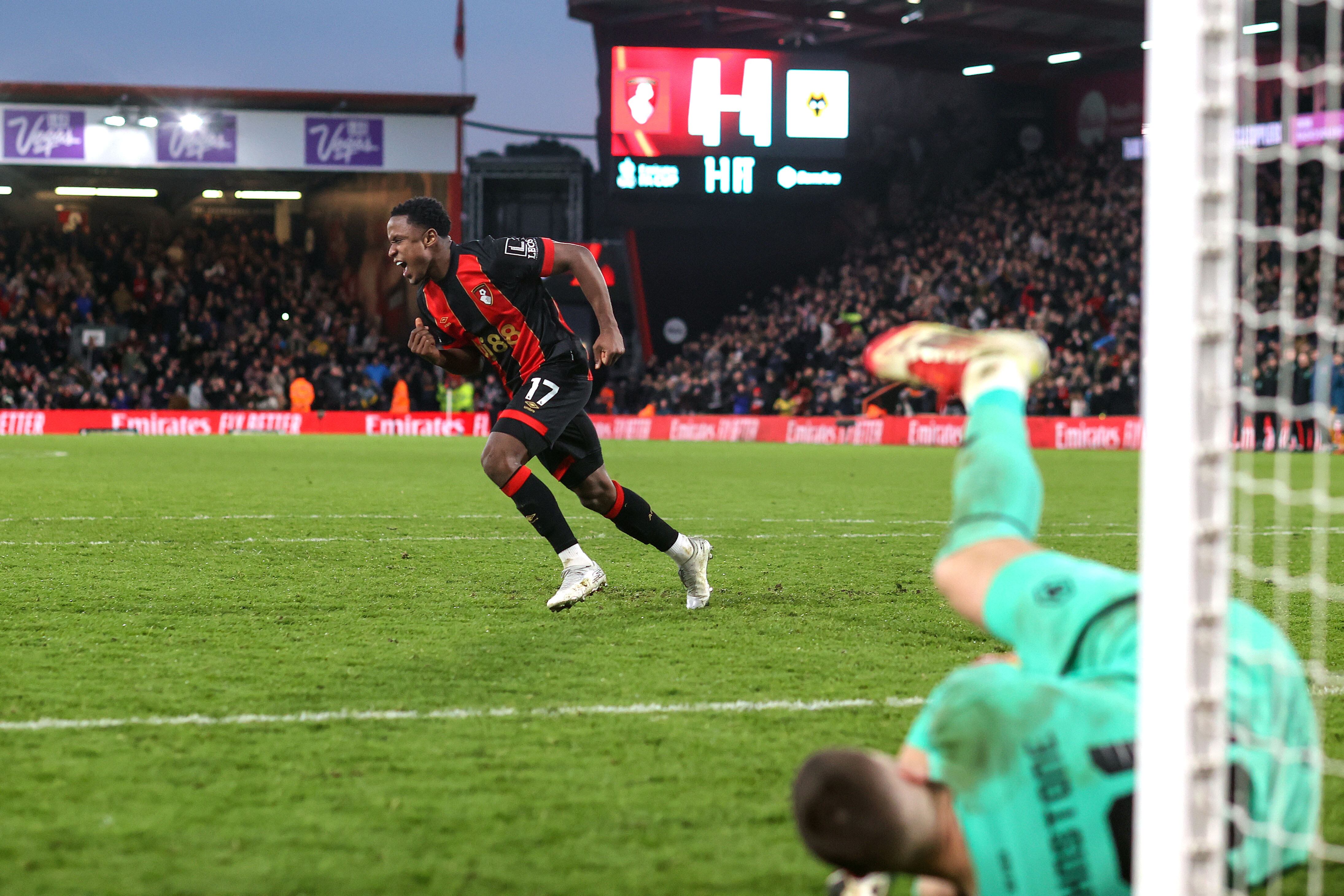 Luis Sinisterra /Getty Images.