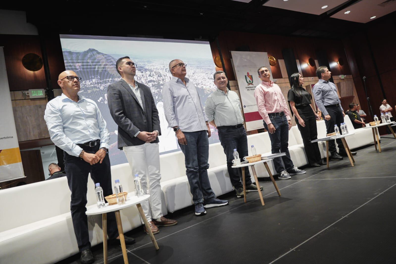 El homenaje se cumplió en el centro de convenciones de la Gobernación del Tolima