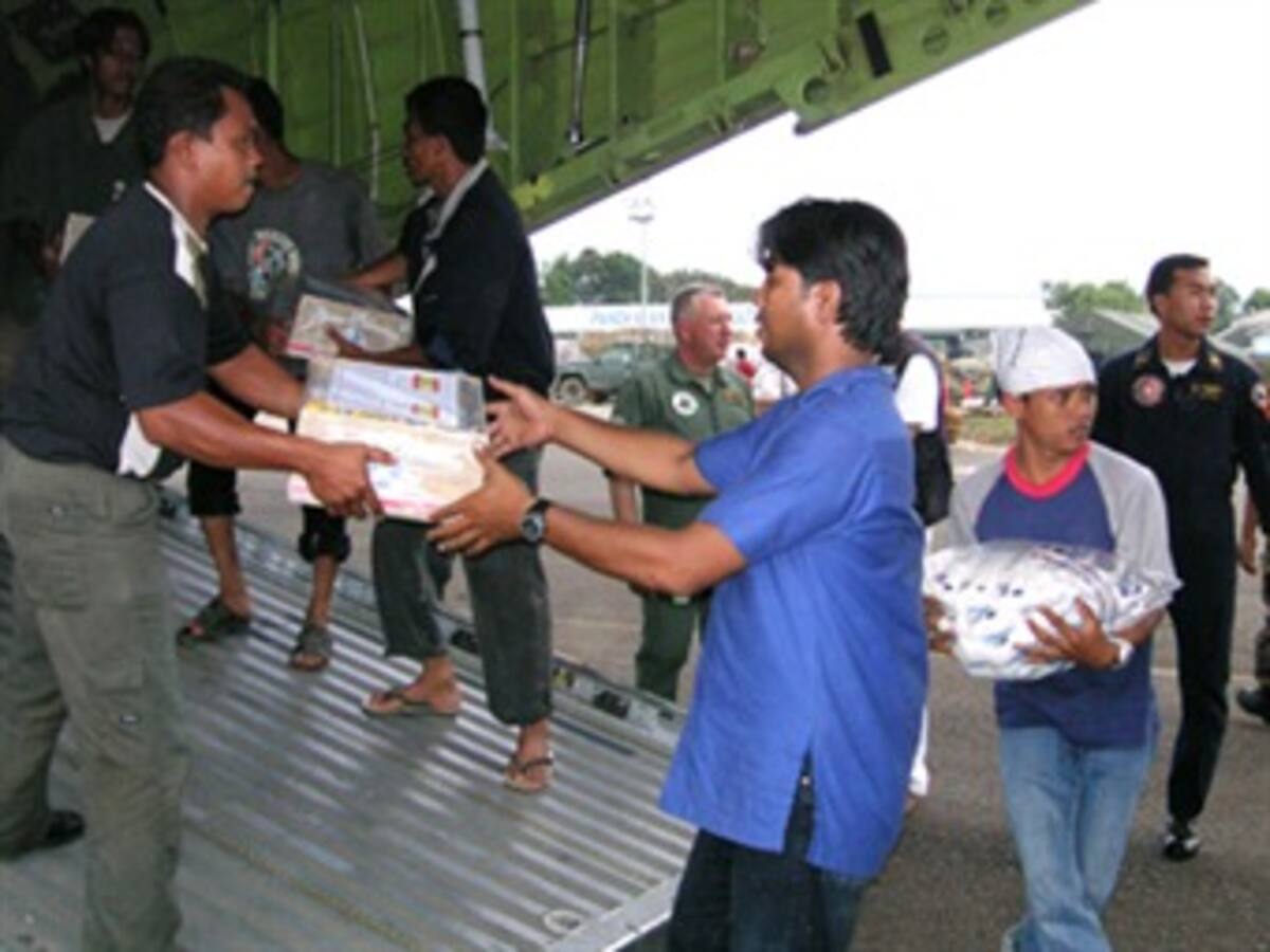 Llegan donaciones internacionales para los damnificados de Nariño