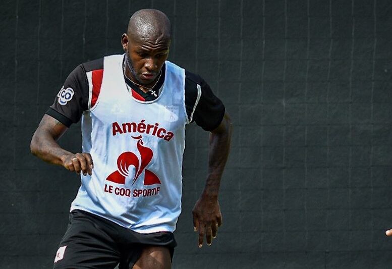 Víctor Ibarbo en entrenamiento con América de Cali / Foto: @AmericadeCali