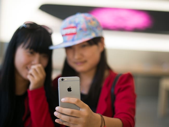 El lujoso celular en occidente que es para los pobres en China