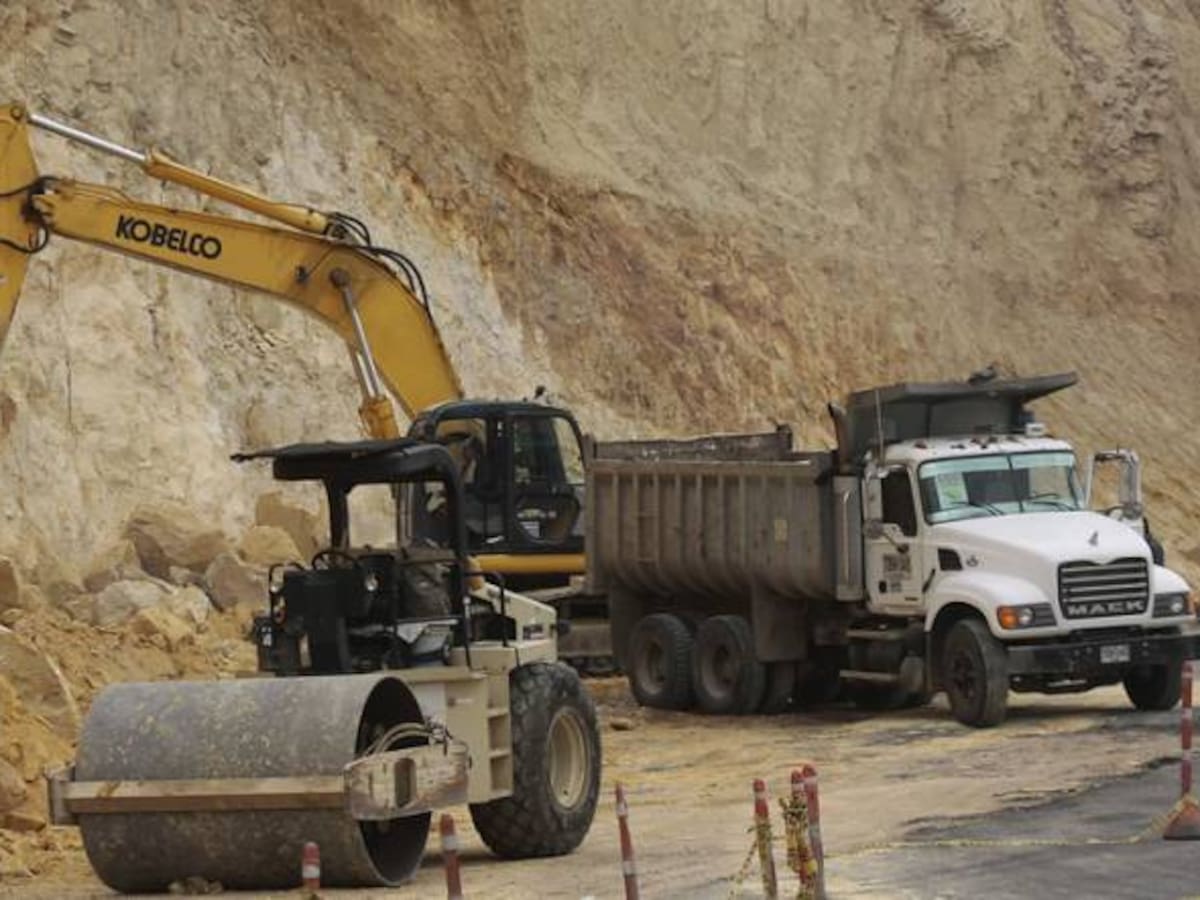 Sanción de $8.000 millones, recibió firma por retrasos en vía del occidente del Huila