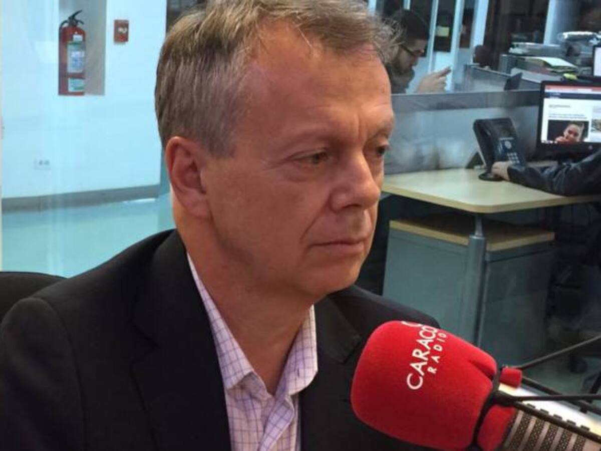 "Habrá que fundir la olla y venderla": Ávila sobre presupuesto y olla raspada