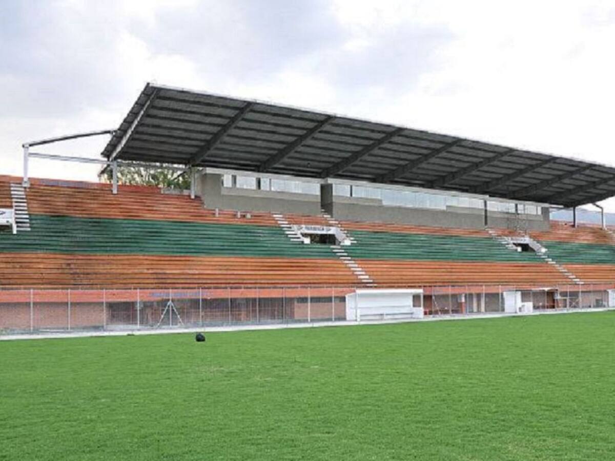El clásico Medellín-Nacional se jugará en Envigado, confirmó el alcalde