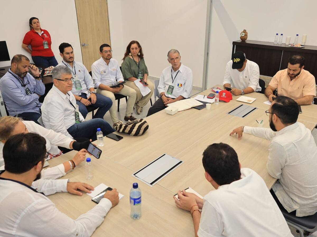 Sin decisiones concretas terminó la cumbre de energía en el Caribe: senador Meisel