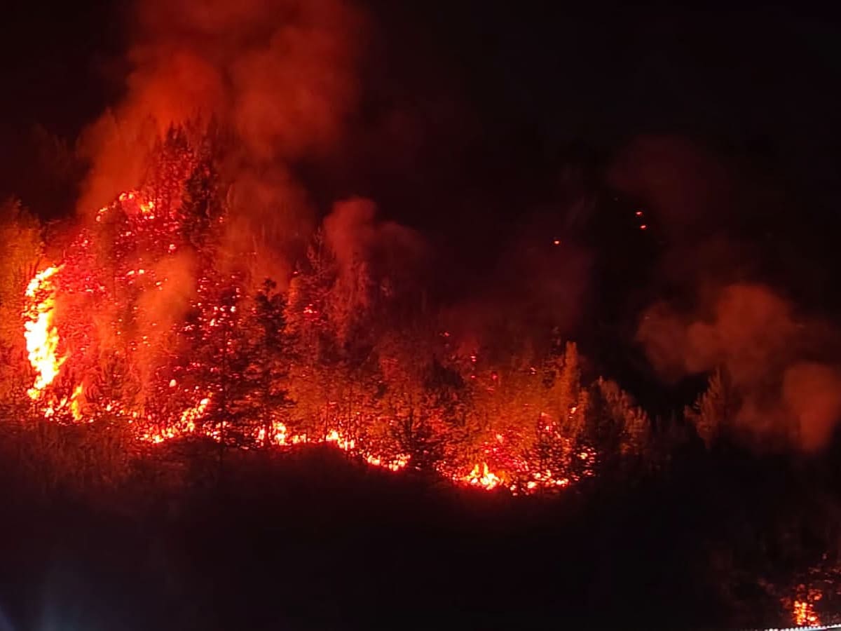Incendio forestal en San Miguel de Sema consumió seis hectáreas y puso en riesgo viviendas