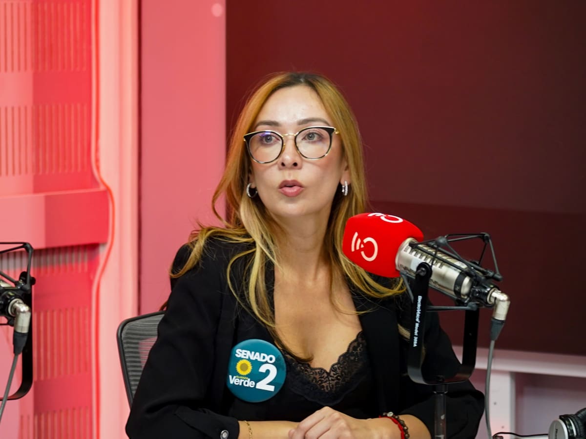 Hay riesgo inminente si Cepeda llega al poder, perjudicando el empleo y la salud: Katherine Miranda