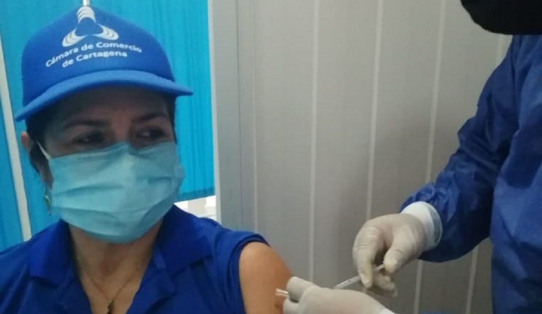 106 empleados de la entidad cameral se verán beneficiados con la aplicación del biológico de Sinovac