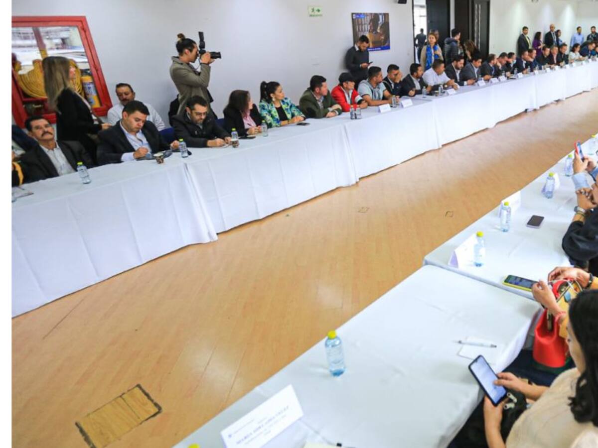 Estos son los compromisos para vía Santa María a Hidroeléctrica El Guavio