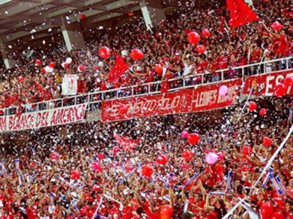 Por disturbios fue suspendido partido del América de Cali