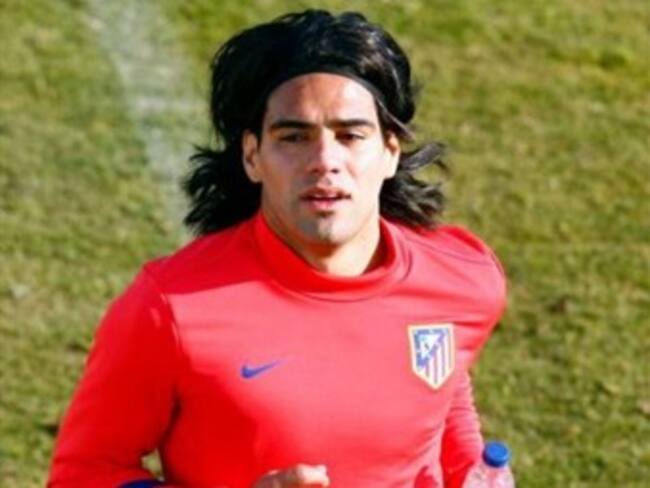Falcao entrenó aparte del resto de los jugadores del Atlético de Madrid
