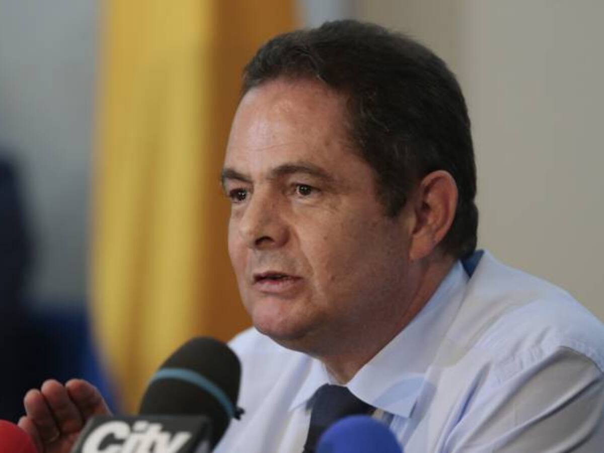 Para los próximos 20 años se invertirán en transporte $200 billones