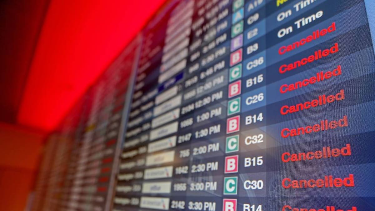 Cierre de gobierno en EE.UU. entra en su tercera semana: afecta vuelos y turismo